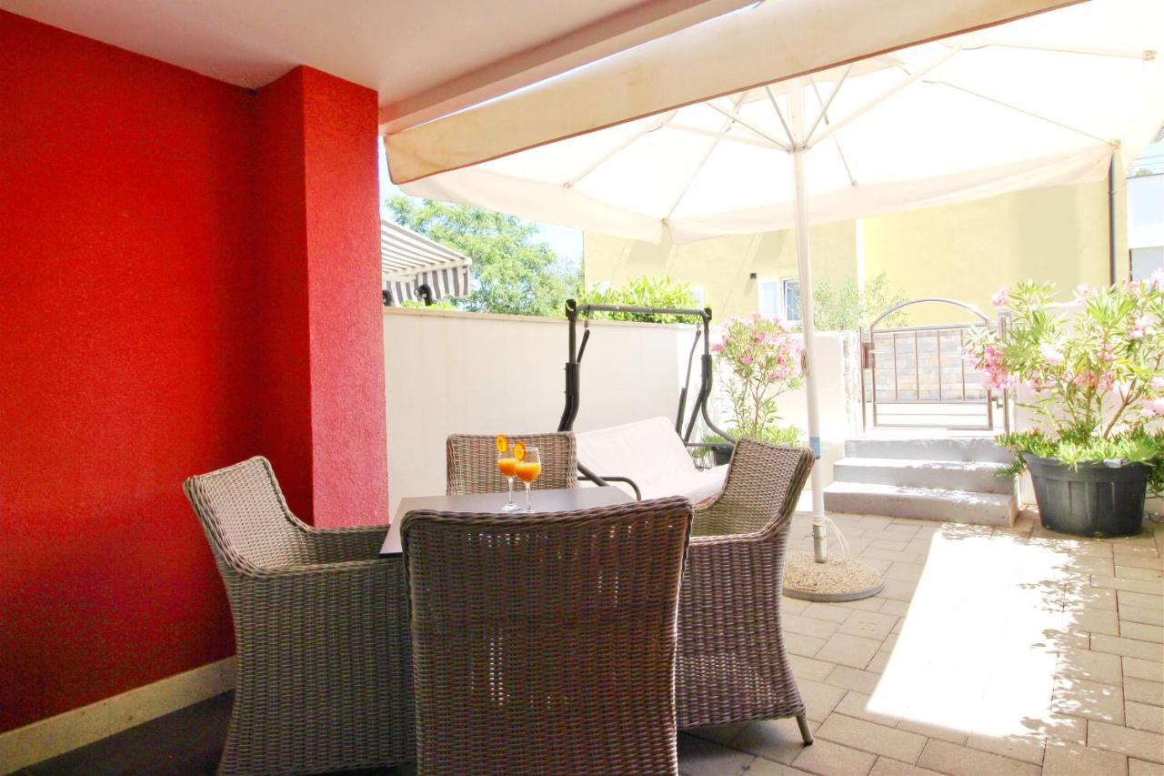 Villa Pino With Pool, Sauna & Jacuzzi Petrcane Exterior foto