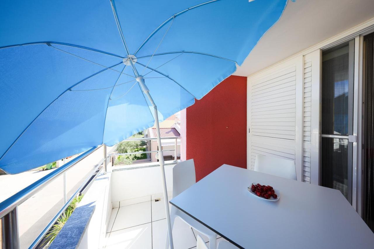 Villa Pino With Pool, Sauna & Jacuzzi Petrcane Exterior foto