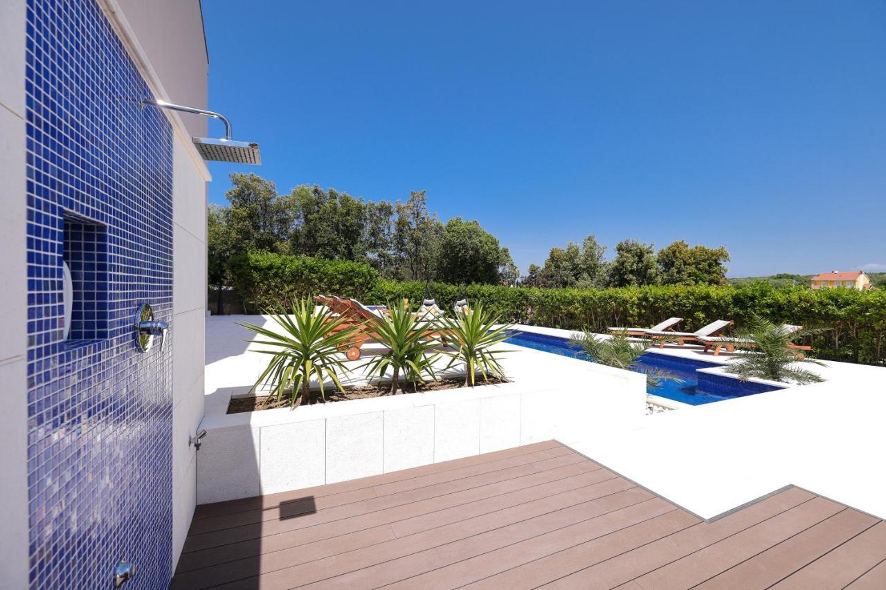 Villa Pino With Pool, Sauna & Jacuzzi Petrcane Exterior foto