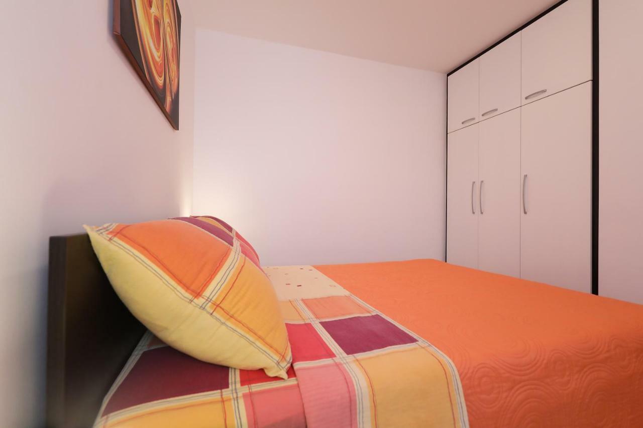 Villa Pino With Pool, Sauna & Jacuzzi Petrcane Exterior foto